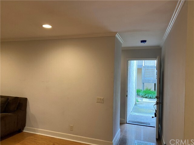 Foto principal - 8515 Villa La Jolla Dr