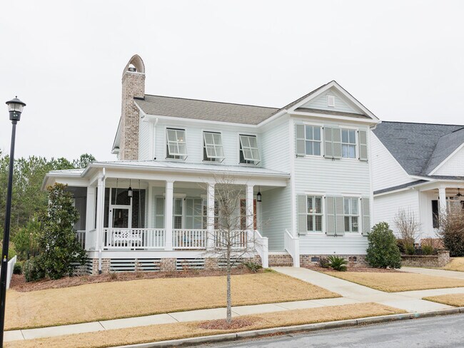 Building Photo - 908 Kestrel Dr