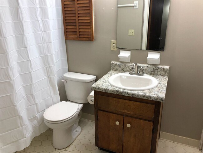 Foto del edificio - 521 Teal Ln