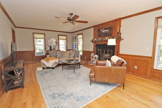 Building Photo - Single Family Home for Rent