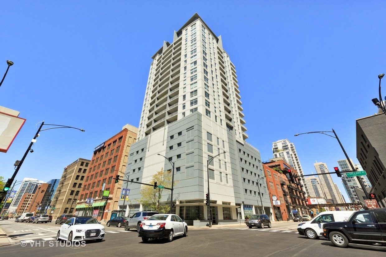 Primary Photo - 330 W Grand Ave