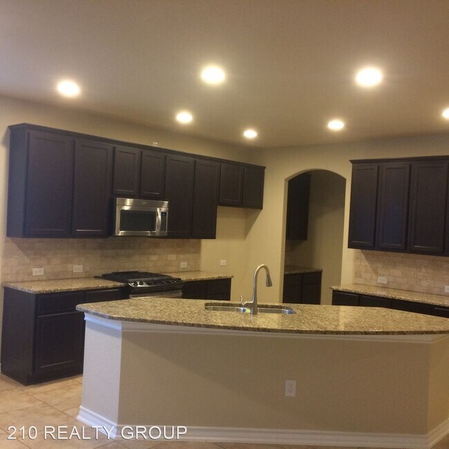 Building Photo - 4 br, 3 bath House - 18007 MUIR GLEN