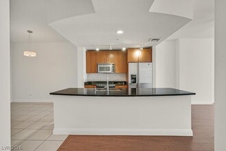 Building Photo - 200 W Sahara Ave