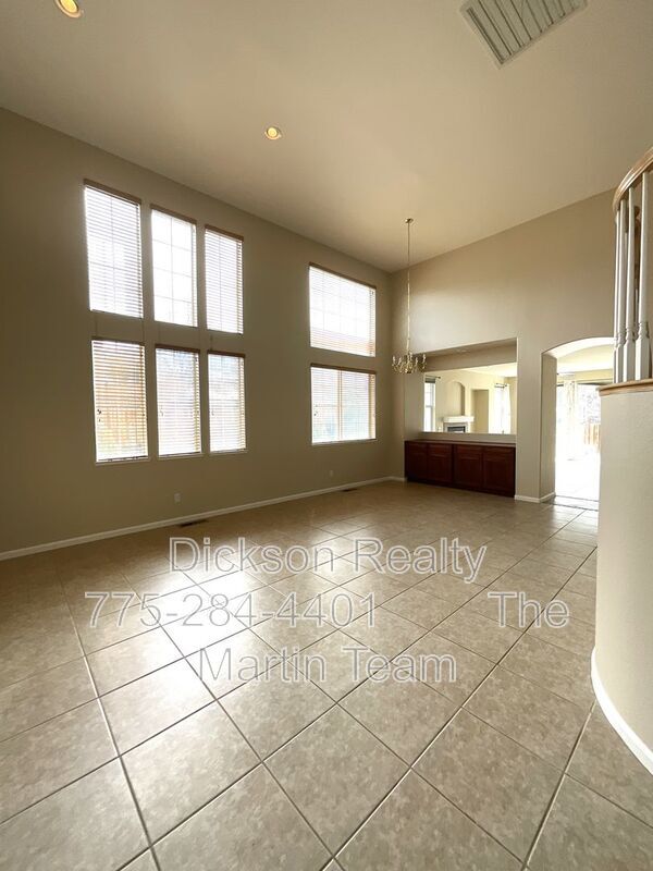 Foto del edificio - 2847 Falcon Ridge Dr