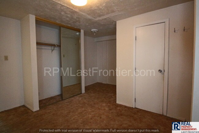 Building Photo - 1335 Hyder St