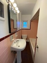 Building Photo - 440 Hays Ave