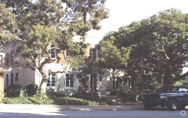 Building Photo - Craven Apartments