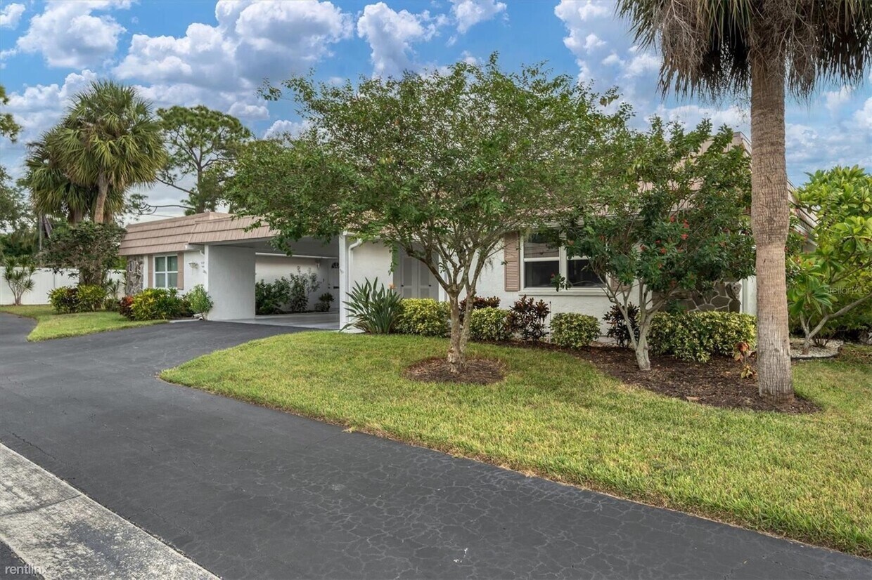 Primary Photo - 2 br, 2 bath House - 2445 Riverbluff Parkway
