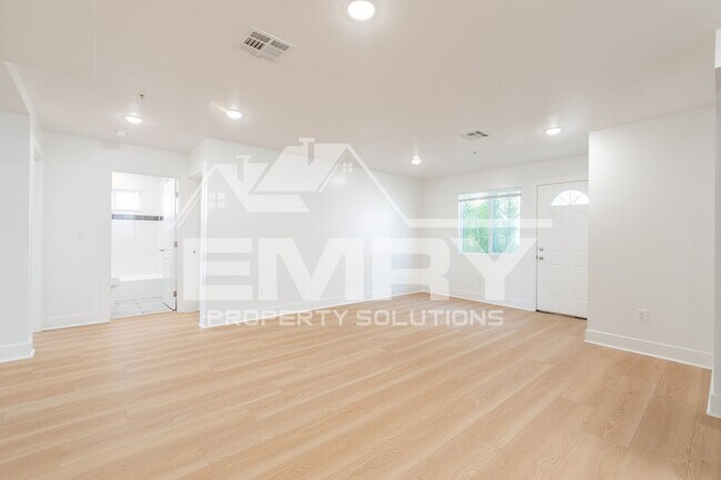 Foto del edificio - 814 Wilmington Blvd