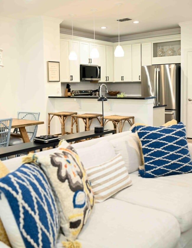 Foto del edificio - 90 Southaven Cir