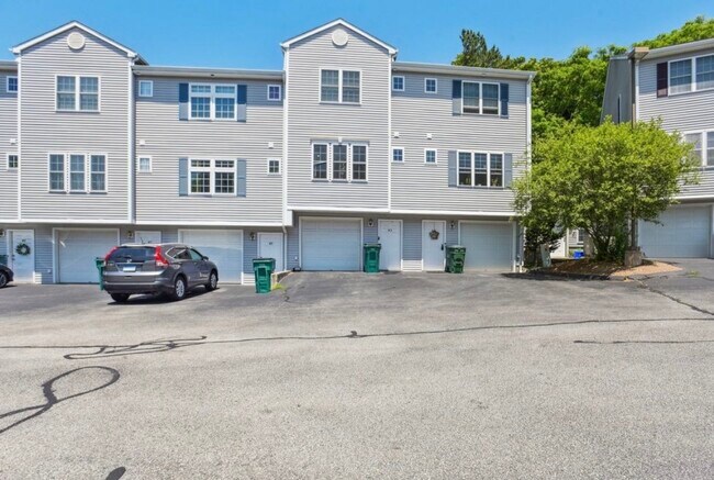 Foto del edificio - 43 Harbor View Ln
