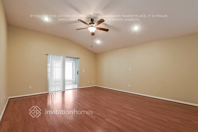 Building Photo - 2055 Golden Ivy Way
