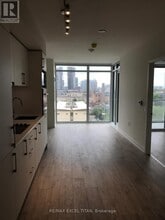 Building Photo - 27 Bathurst St