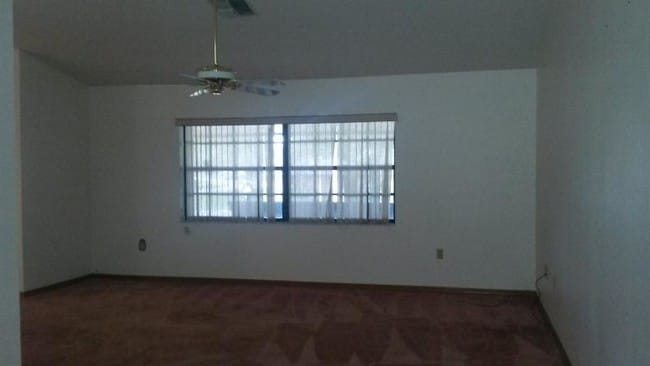 Building Photo - 7278 Radcliffe St.