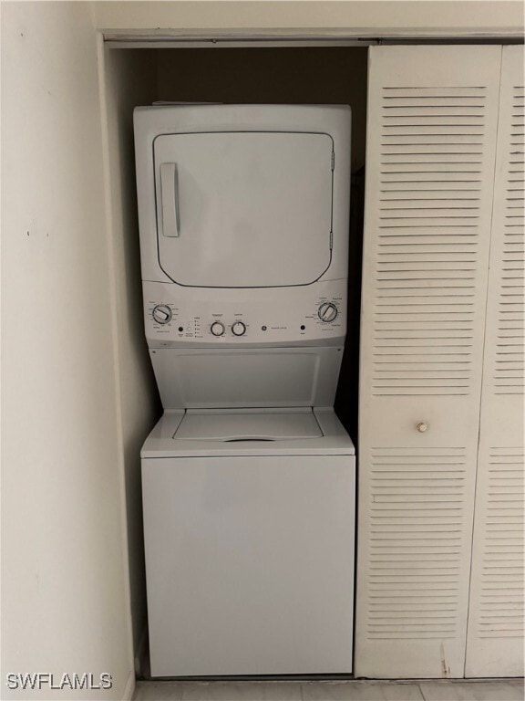 Building Photo - 46 Desert Candle Cir