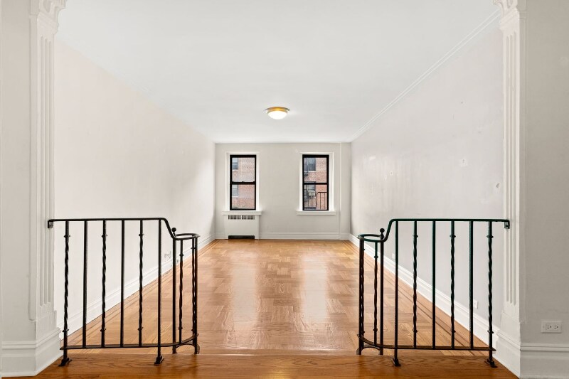 Primary Photo - 110 Bennett Ave