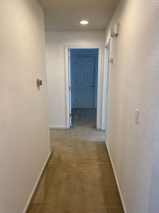Foto del edificio - 3 bedroom/2 bathroom single family home!  ...