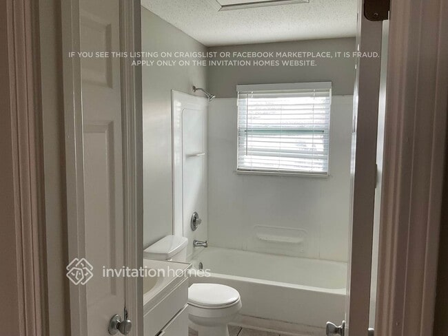 Building Photo - 3943 San Pablo Rd S