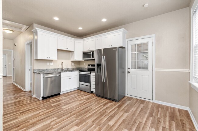 Building Photo - Single Family Norfolk Home