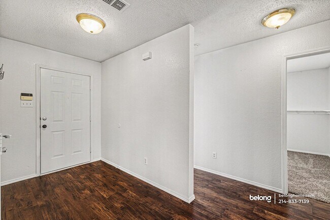 Foto del edificio - 1551 Brandywine Ln