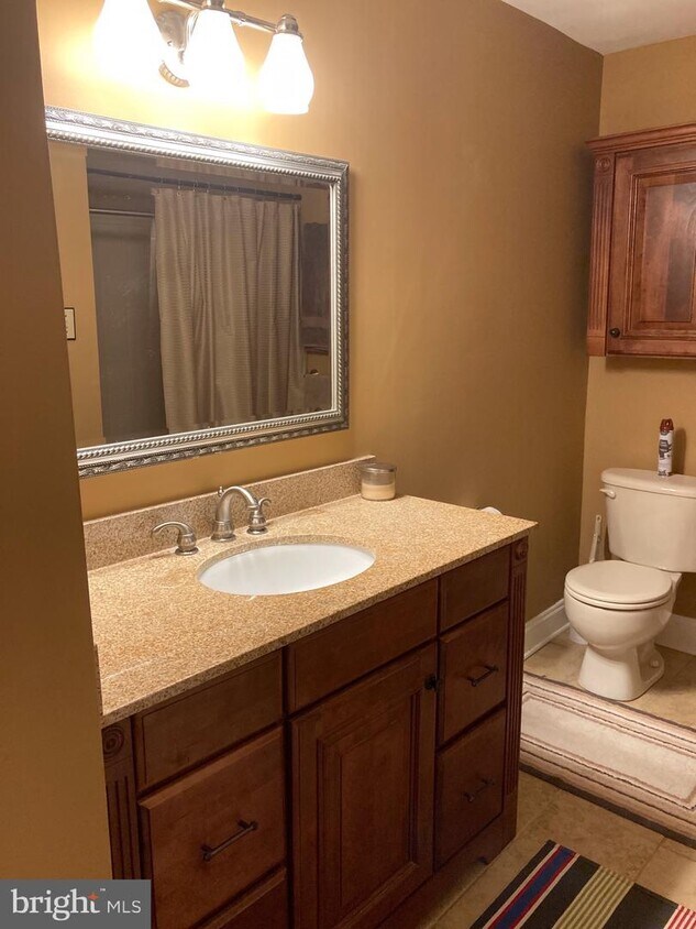 1004 Yardley Commons, Yardley, PA 19067 Room for Rent in Yardley, PA