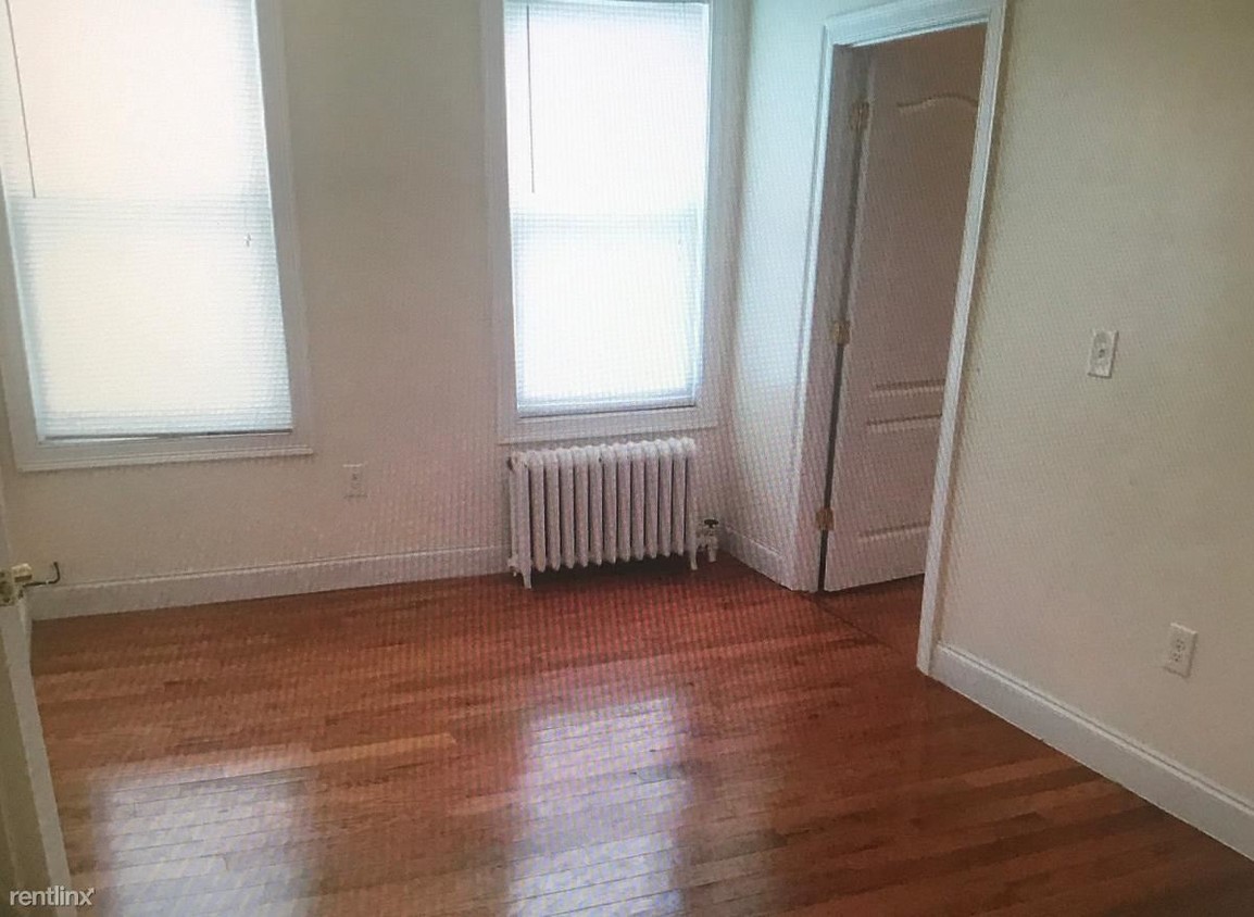 Building Photo - 3617 Hudson Ave