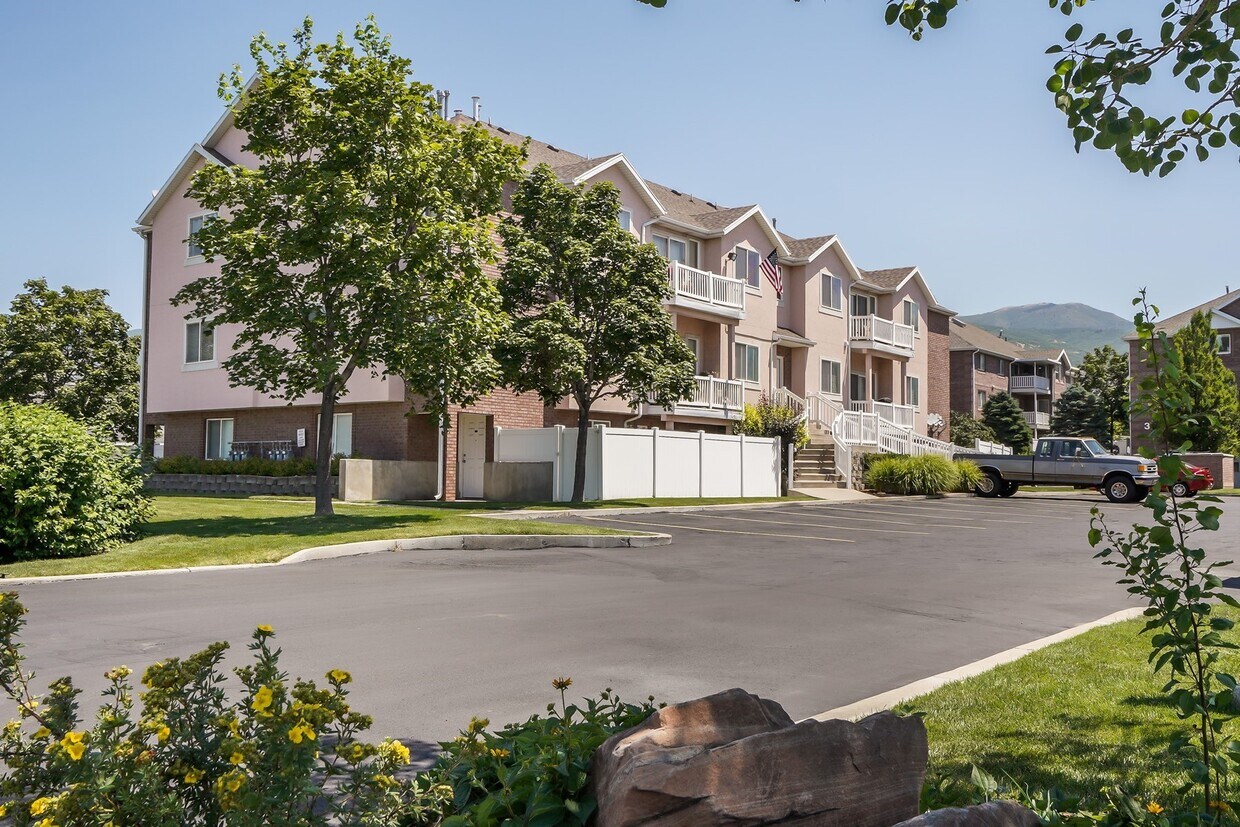 340 N 500 W, Bountiful, UT 84010 Condo for Rent in Bountiful, UT