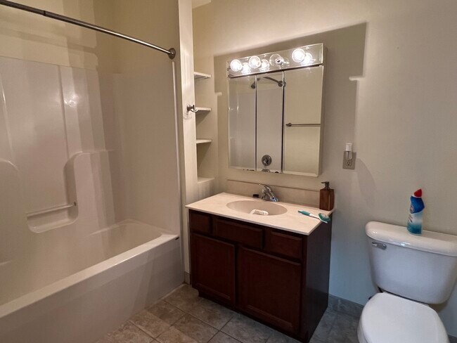 Foto del edificio - Granite Ridge Apartments