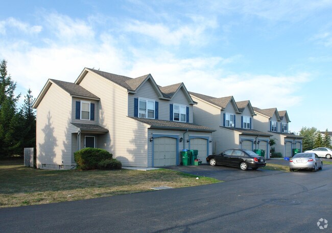 Building Photo - 7-31 Bluefield Mnr