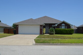 Building Photo - 4406 Esta Lee Ave
