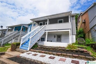 Building Photo - 775 Edgemont Ave