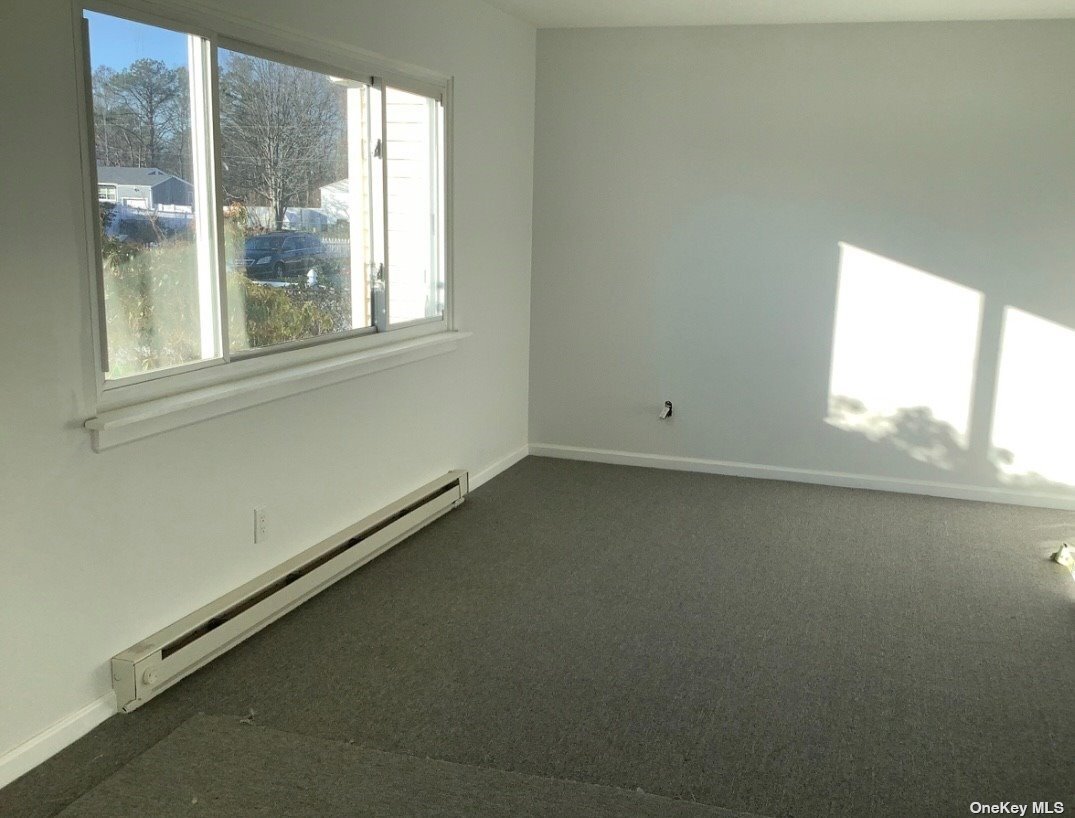 253 Hampton Ave, East Patchogue, NY 11772 House Rental in East