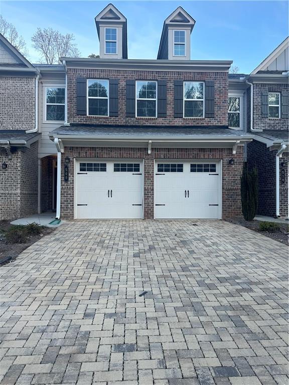 Foto principal - 500 Duval Dr