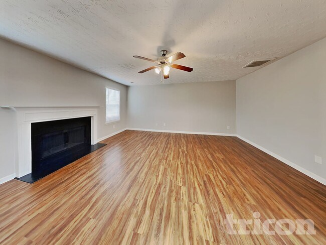 Foto del edificio - 25 Heaton Dr