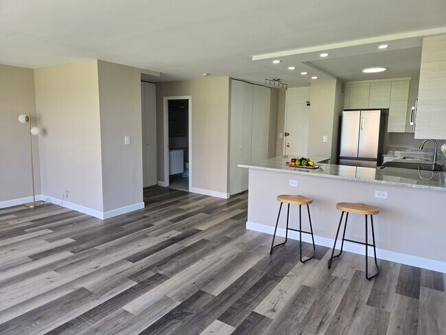 Foto del edificio - 5455 N Sheridan Rd