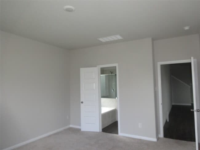 Building Photo - 2116 Graham Pt Wy