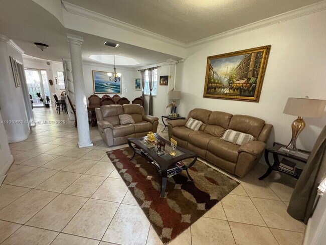 Foto del edificio - 8061 SW 119th Ct