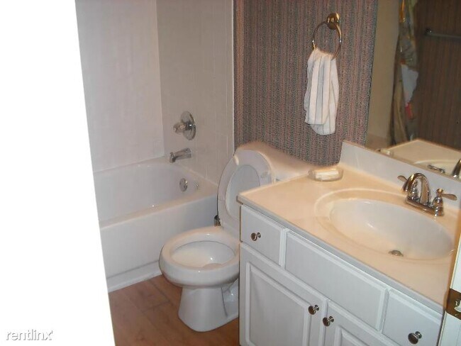 Building Photo - 2 br, 2 bath Condo - 2312 Pinzon Pl