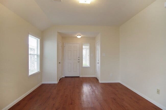 Foto del edificio - 18743 N Lyford Dr