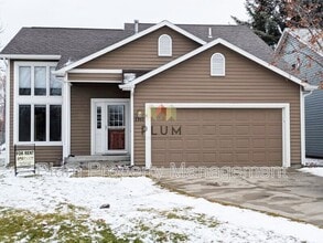 Building Photo - 2360 Village Square