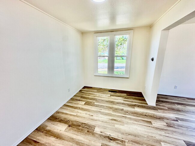 Foto del edificio - New on the Market!