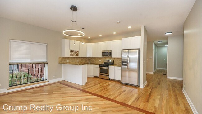 Foto del edificio - 535-537 E 43rd St