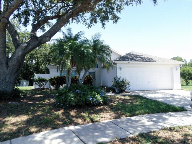 Building Photo - 1802 Durkee Pl