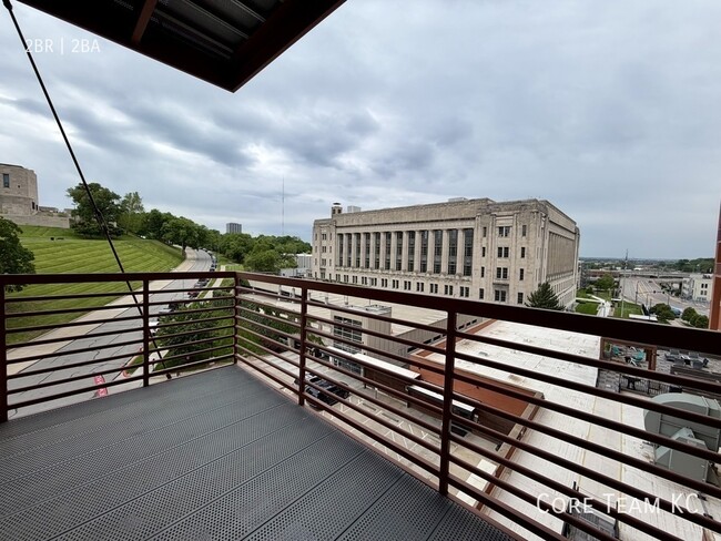 Foto del edificio - 217 W Pershing Rd