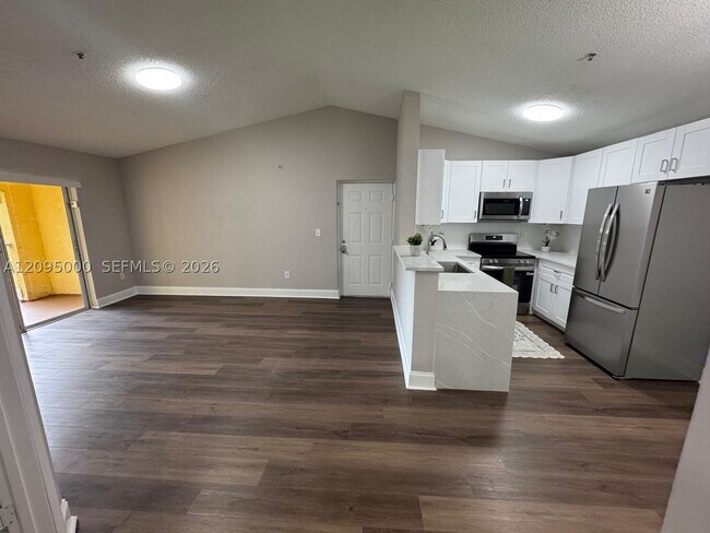 Foto del edificio - 5580 NW 61st St