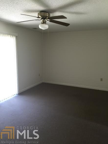Foto del edificio - 4325 Country Club Rd