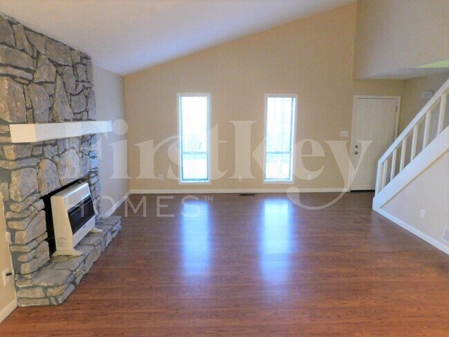 Building Photo - 212 Trickum Hills Ln