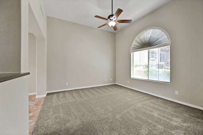 Foto del edificio - 29459 N 22nd Ave