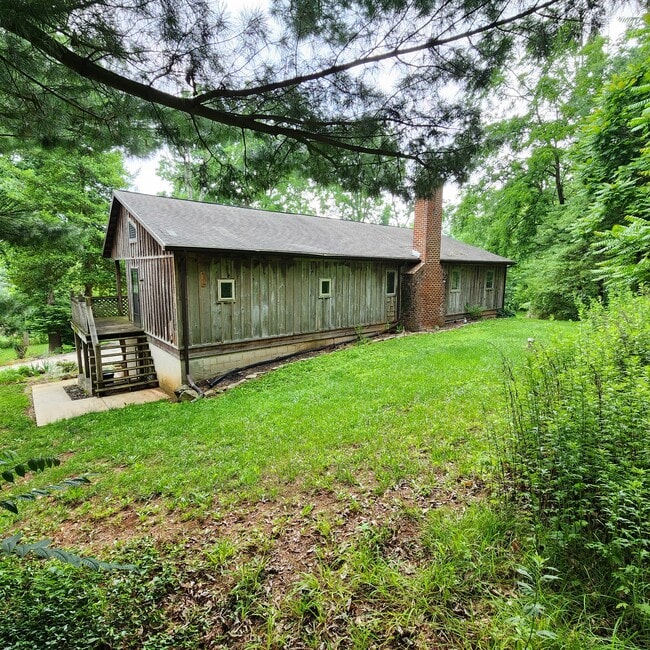 Building Photo - 780 Company Farm Rd