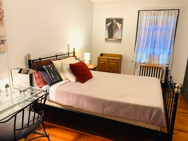 Foto del edificio - 45 Soundview Rd